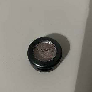 MAC Cosmetics Eyeshadow in Satin Taupe